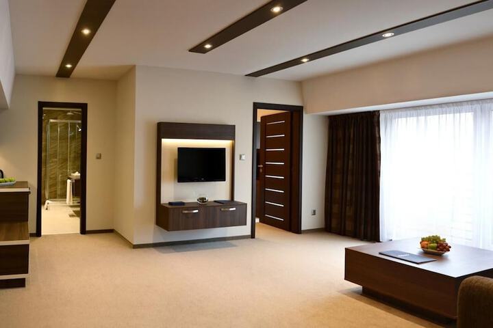 Room 19 of 57