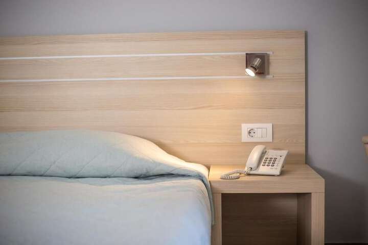 Room 13 of 60