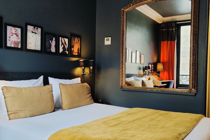 Room 14 of 74