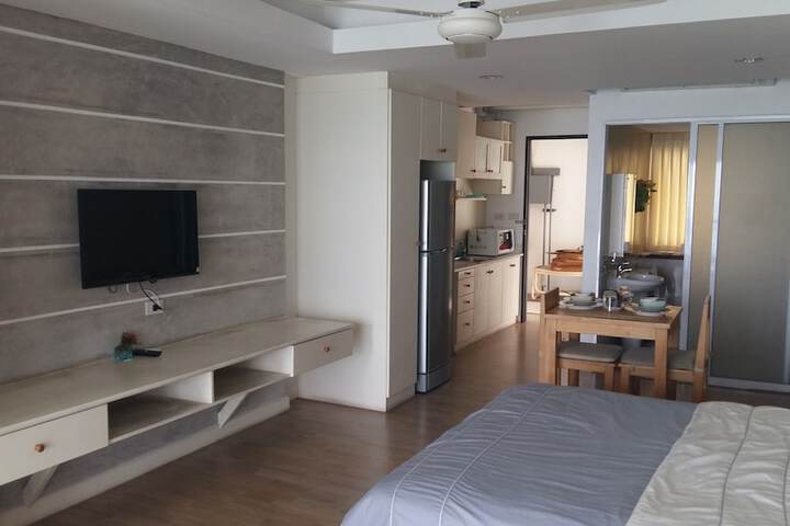 Room 3 of 12