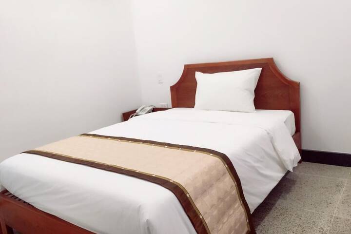 Room 19 of 45