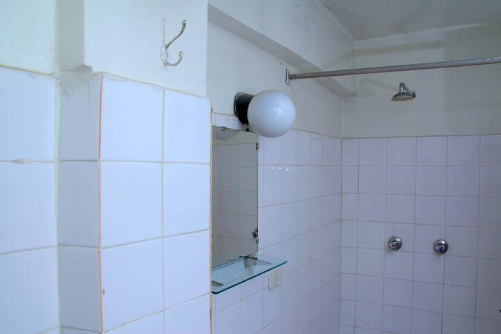 Room 19 of 30