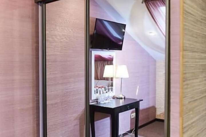 Room 45 of 82