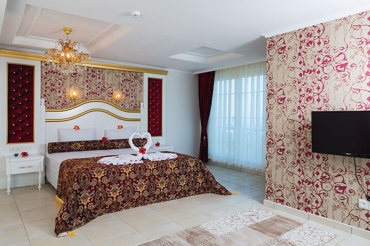 Room 9 of 141