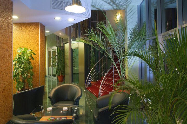Hotel Lobby