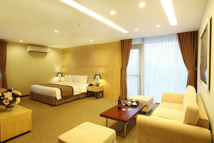 Room 22 of 112