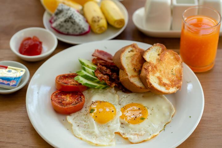 Breakfast/Coffee Service 36 of 44