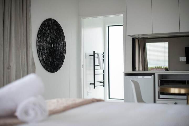 Room 13 of 35
