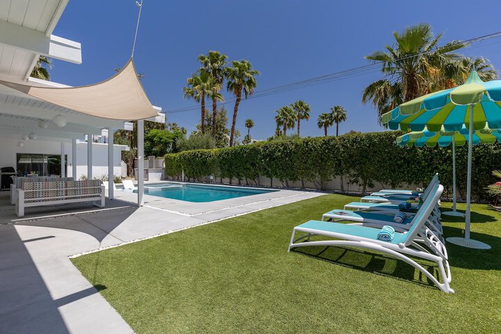 Pool 27 of 64