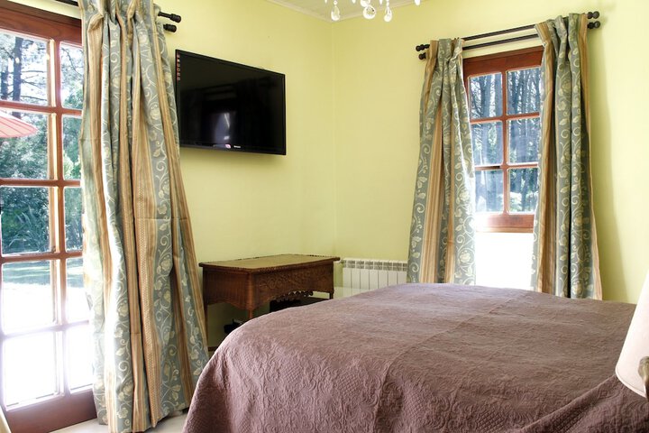 Room 16 of 118