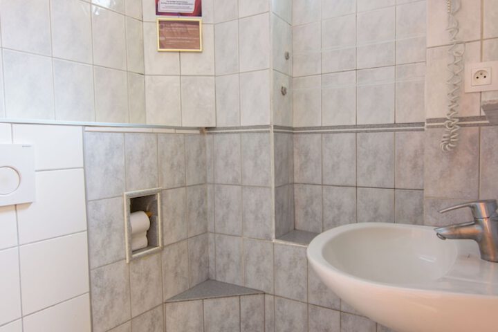 Clean Restrooms