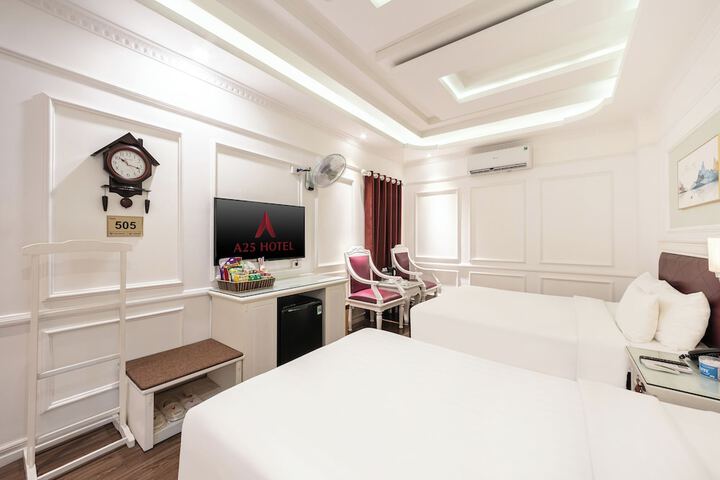Room 4 of 22