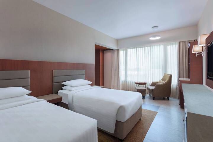 Room 14 of 72