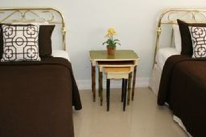Room 60 of 171