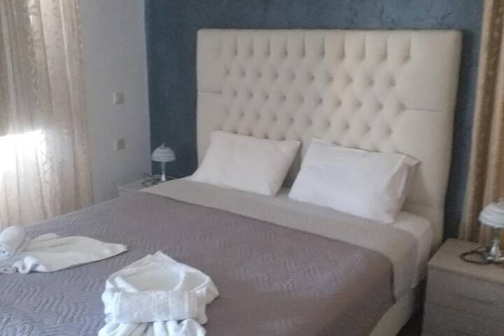 Room 16 of 41