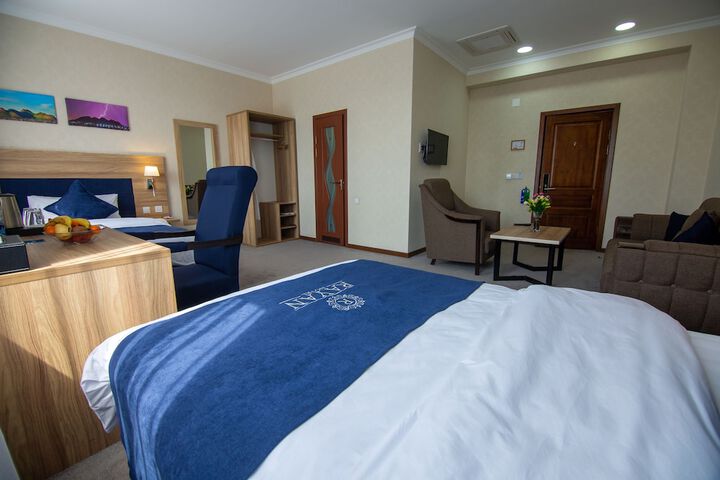 Room 14 of 47