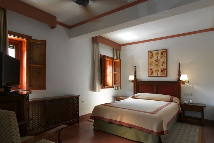 Room 9 of 29