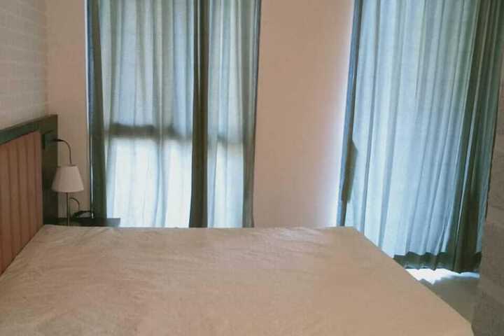 Room 3 of 18