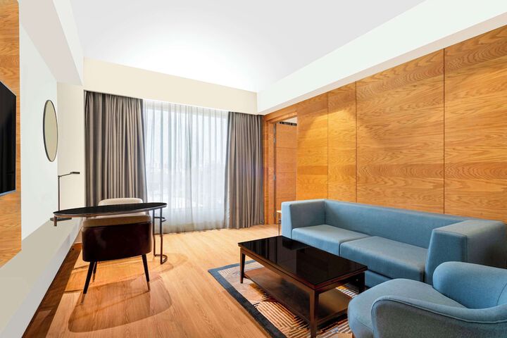 Room 12 of 51