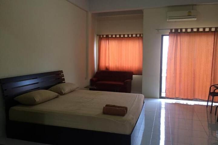 Room 14 of 36