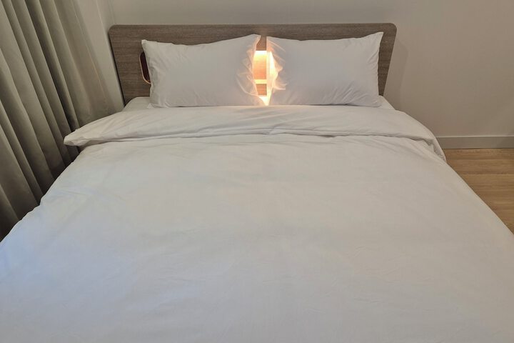 Room 6 of 31
