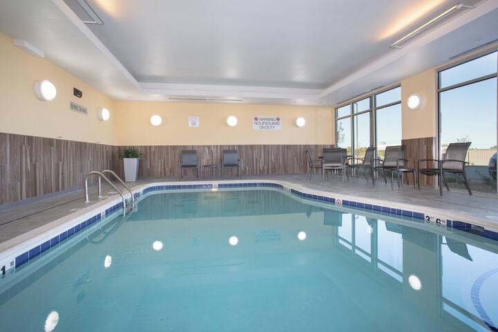 Pool 14 of 30
