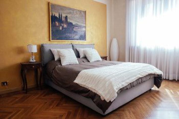 Room 12 of 22