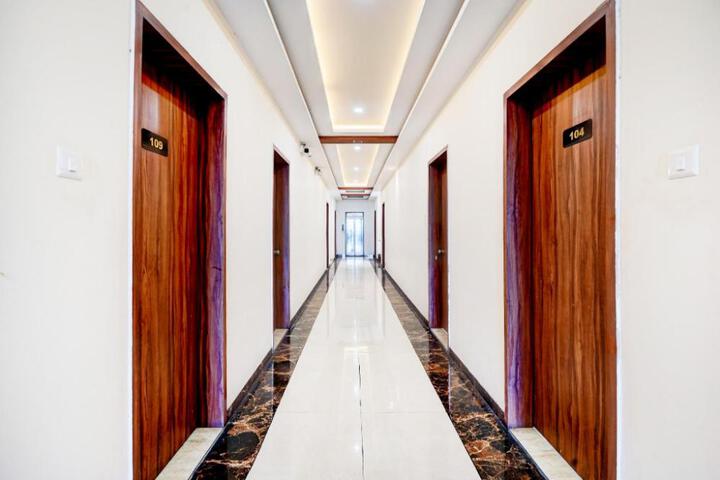 Hotel O by OYO MIDAS Regency