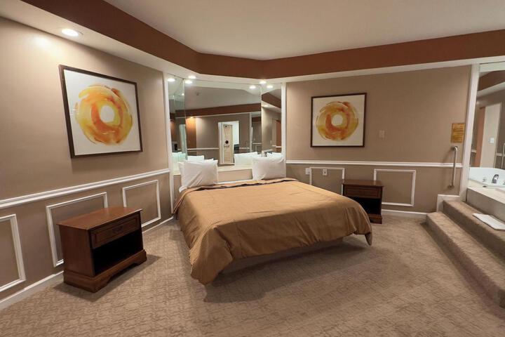 Room 27 of 284
