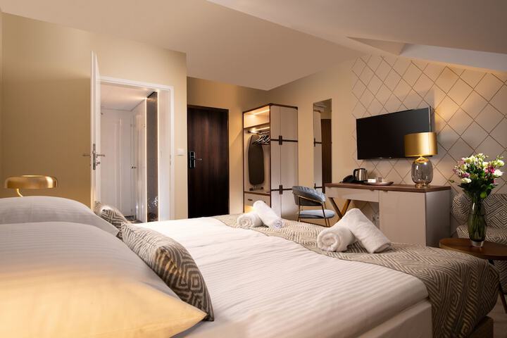 Room 38 of 70