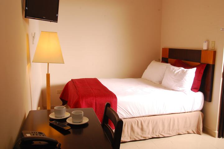 Room 16 of 103
