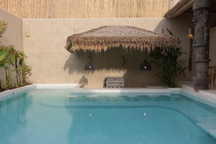 Hotel Exterior 177 of 178