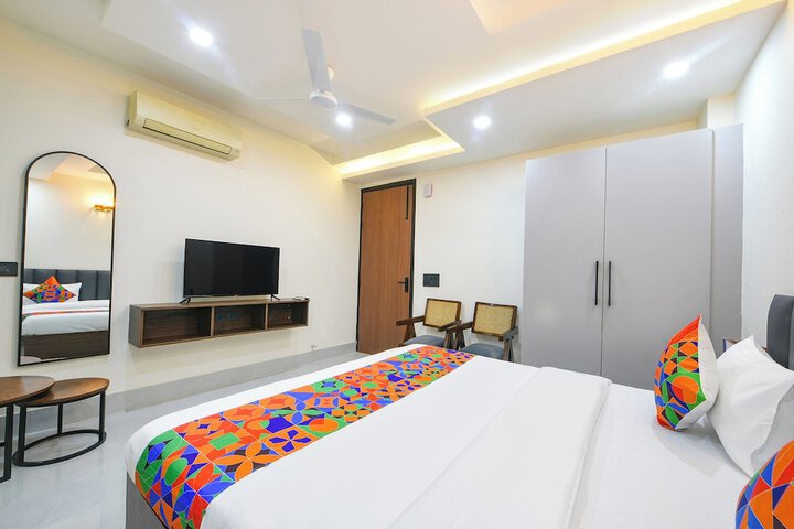 Room 28 of 36