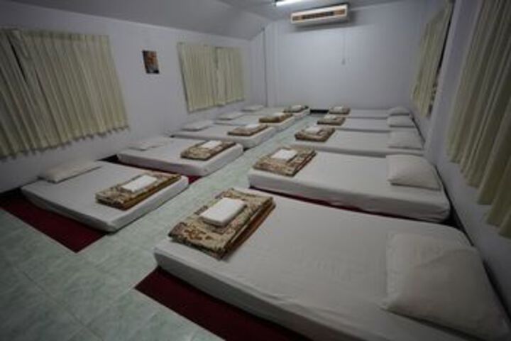 Room 18 of 49