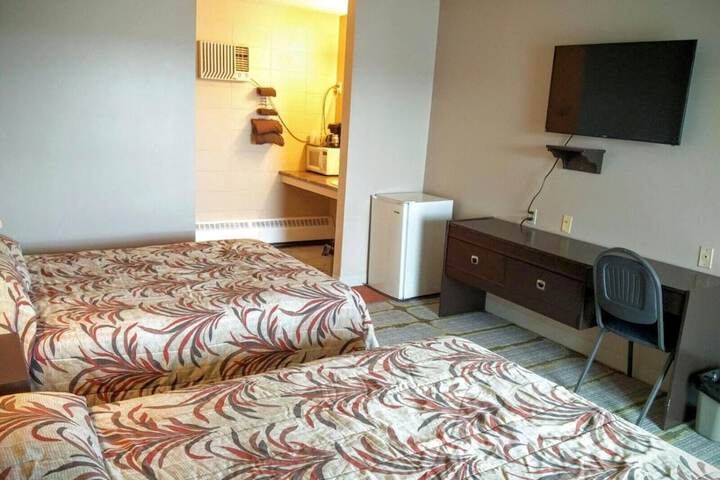 Room 9 of 36
