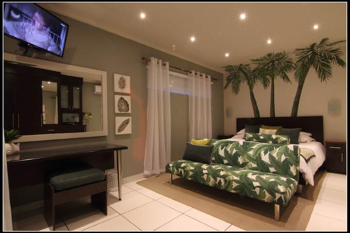 Room 14 of 162