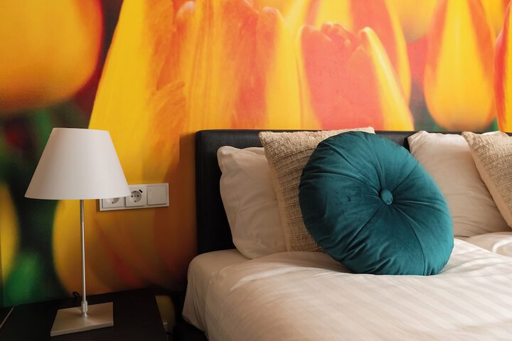Room 10 of 60