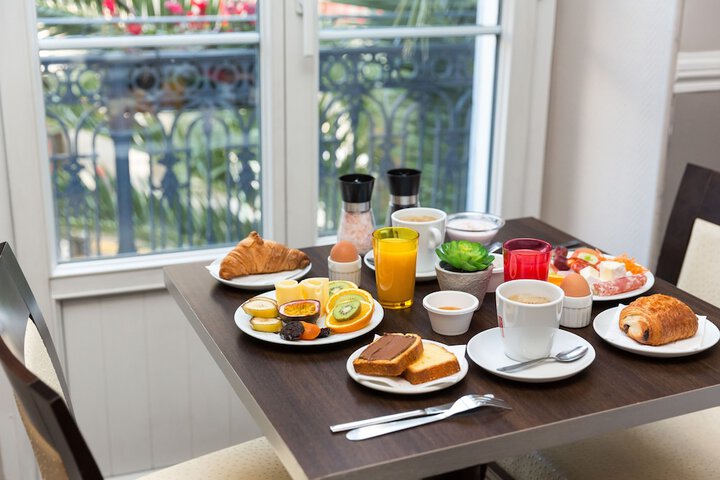 Breakfast/Coffee Service 61 of 84