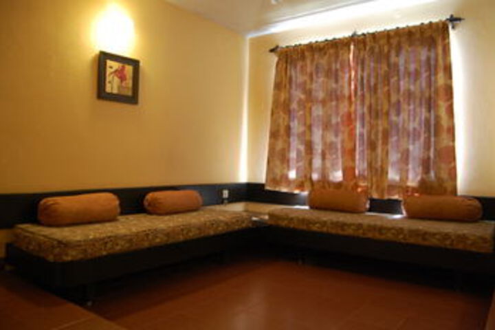 Room 11 of 53