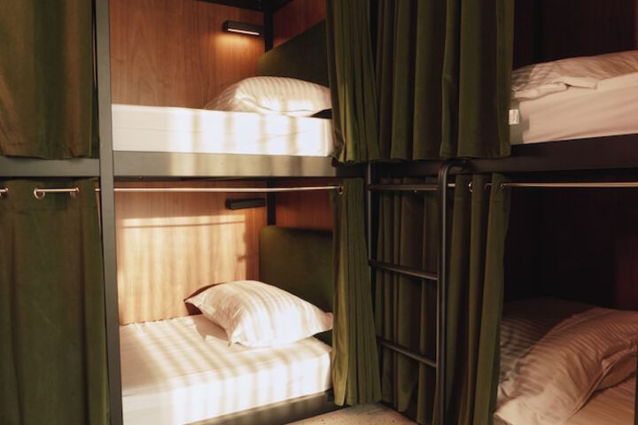 Room 40 of 64