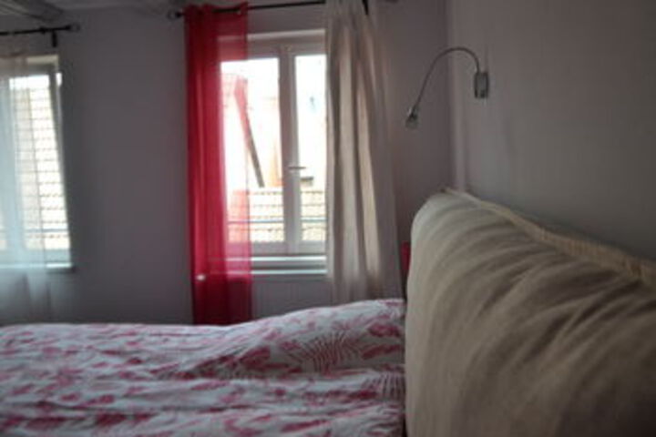 Room 10 of 31