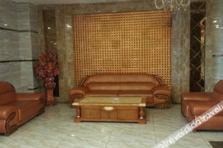 Hotel Interior 8 of 19