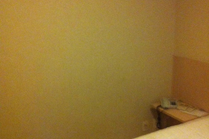 Room 6 of 31