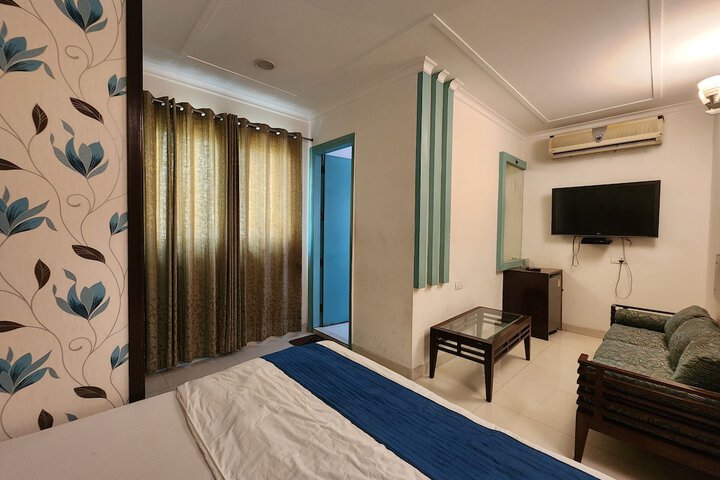 Room 21 of 48