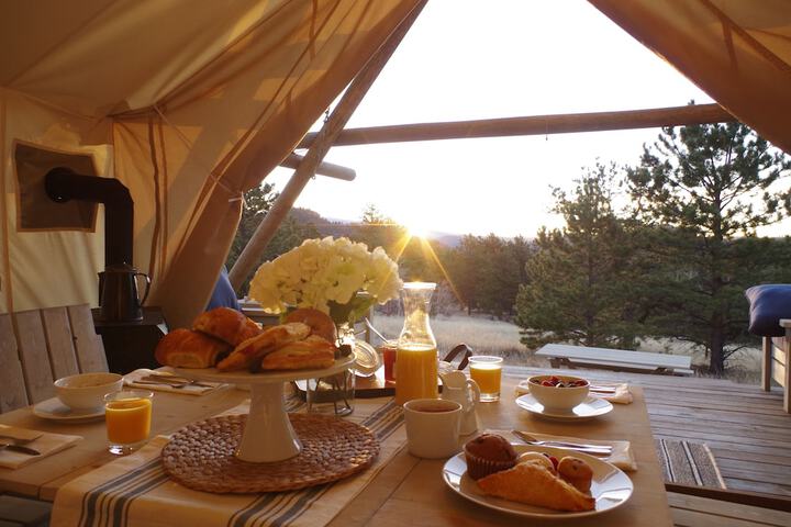 Breakfast/Coffee Service 10 of 13