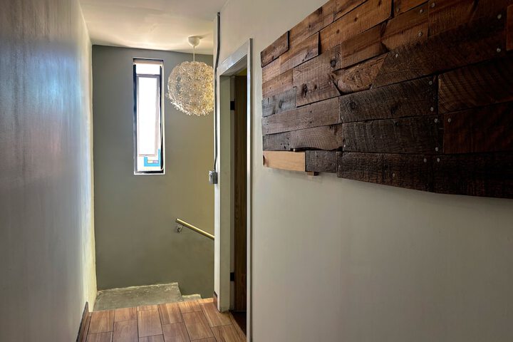 Room 56 of 158