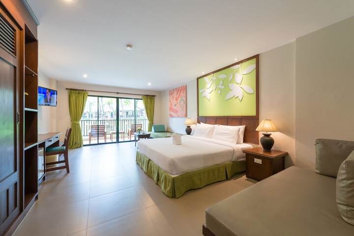 Room 30 of 90
