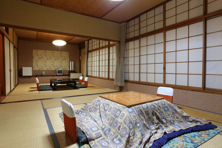 Room 16 of 45