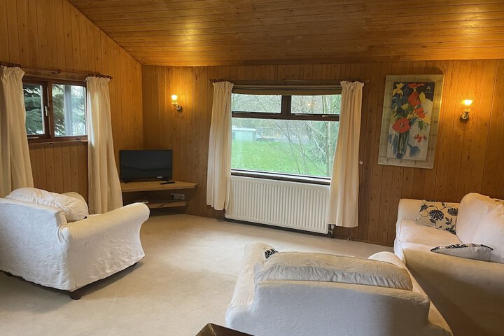 Room 4 of 52