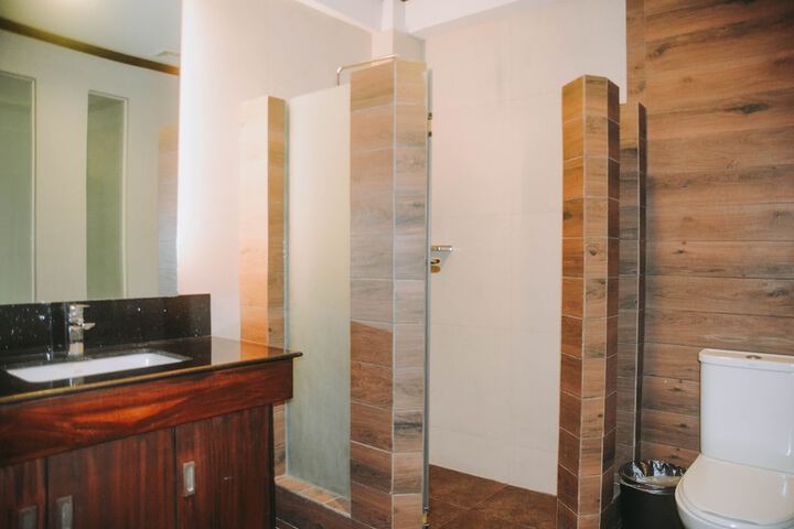 Room 14 of 26